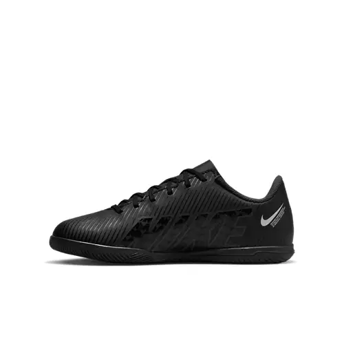 Kids' Nike Jr. Mercurial Vapor 15 Club IC Turf Soccer Shoes 7 Kids' Nike Jr. Mercurial Vapor 15 Club IC Turf Soccer Shoes - Image 5
