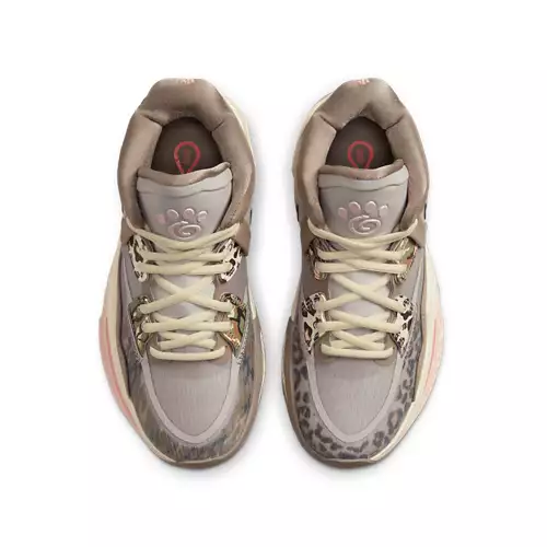 Kids' Nike Kyrie Infinity Basketball Shoes 6 Kids' Nike Kyrie Infinity Basketball Shoes - Image 4